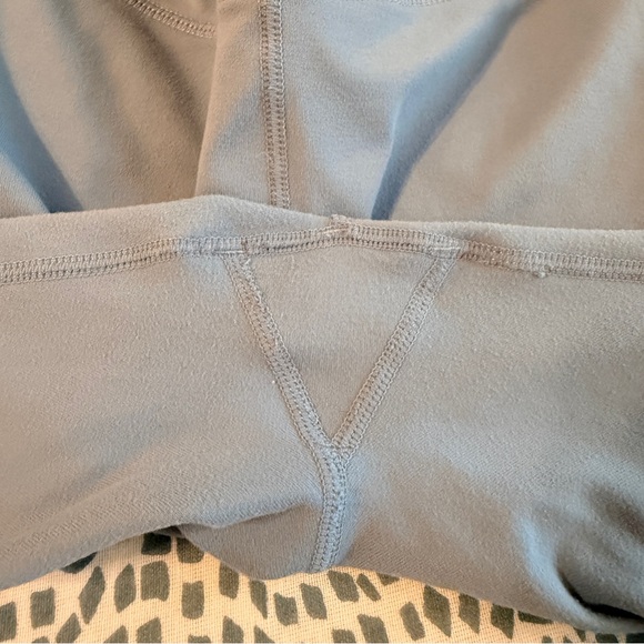 Fabletics | Blue Leggings with Signature Reflective White Side Stripe - Picture 3 of 9